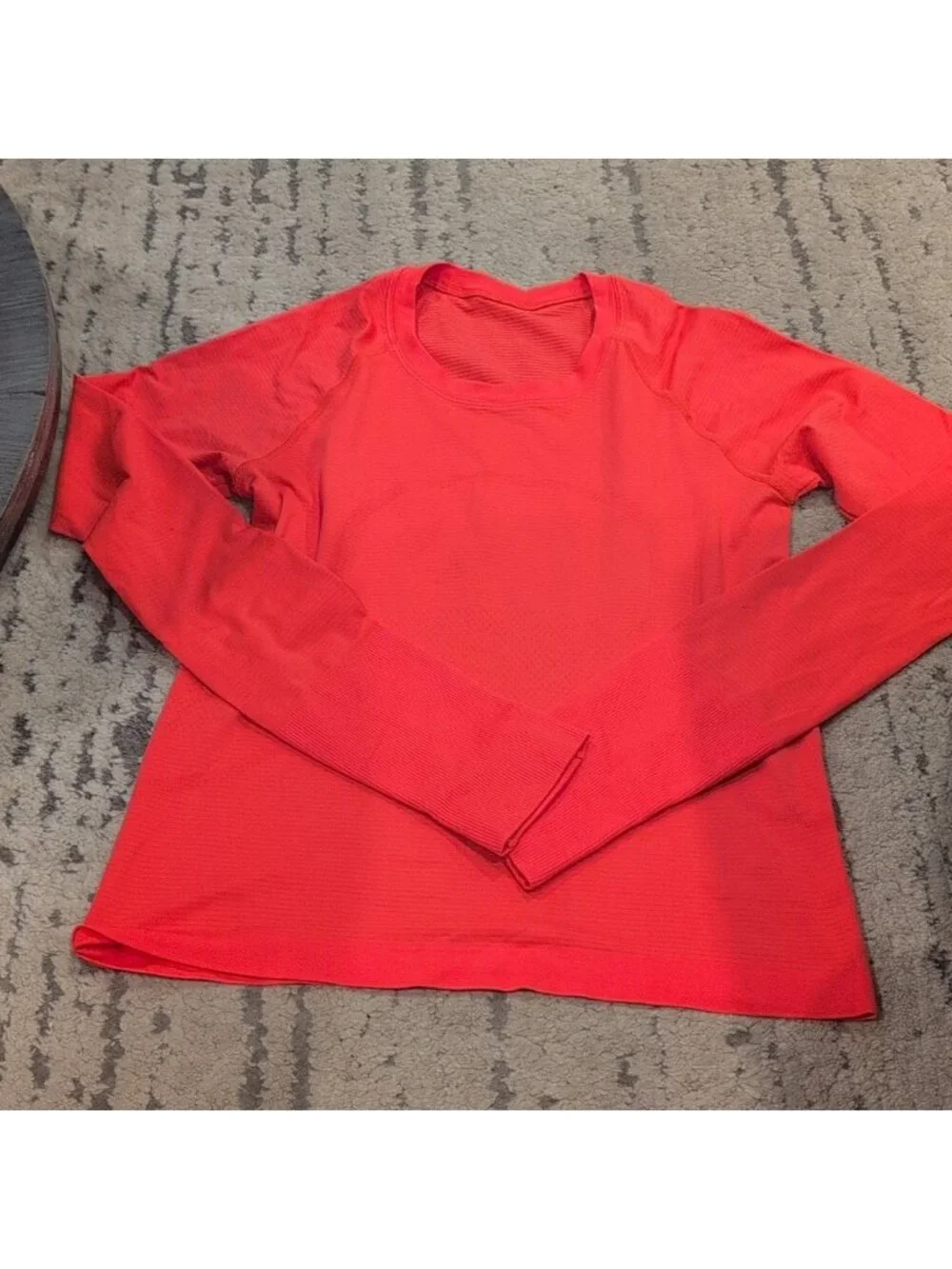 Lululemon Swiftly Tech Long Sleeve Shirt 2.0Ripple Wave Solar Orange / Melon S